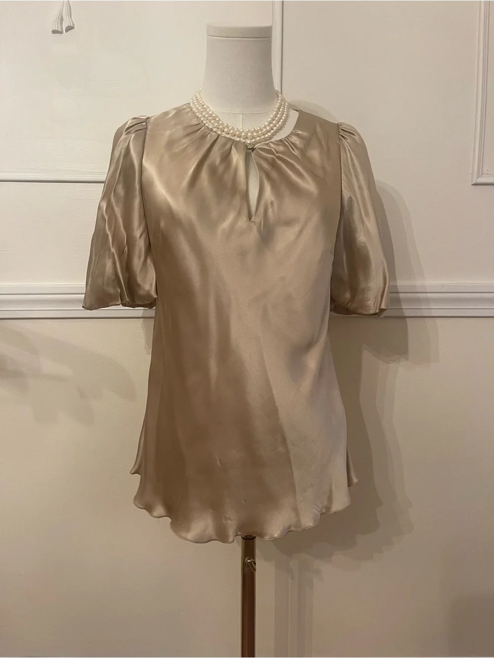 Banana Republic Silk Short-Sleeve Blouse in Champagne Gold